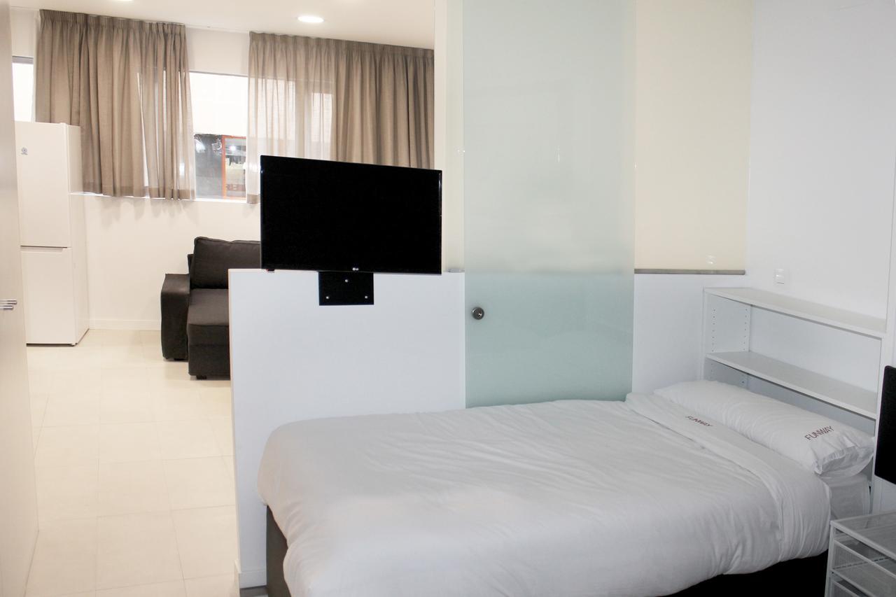 Apartamentos Funway Мадрид Экстерьер фото
