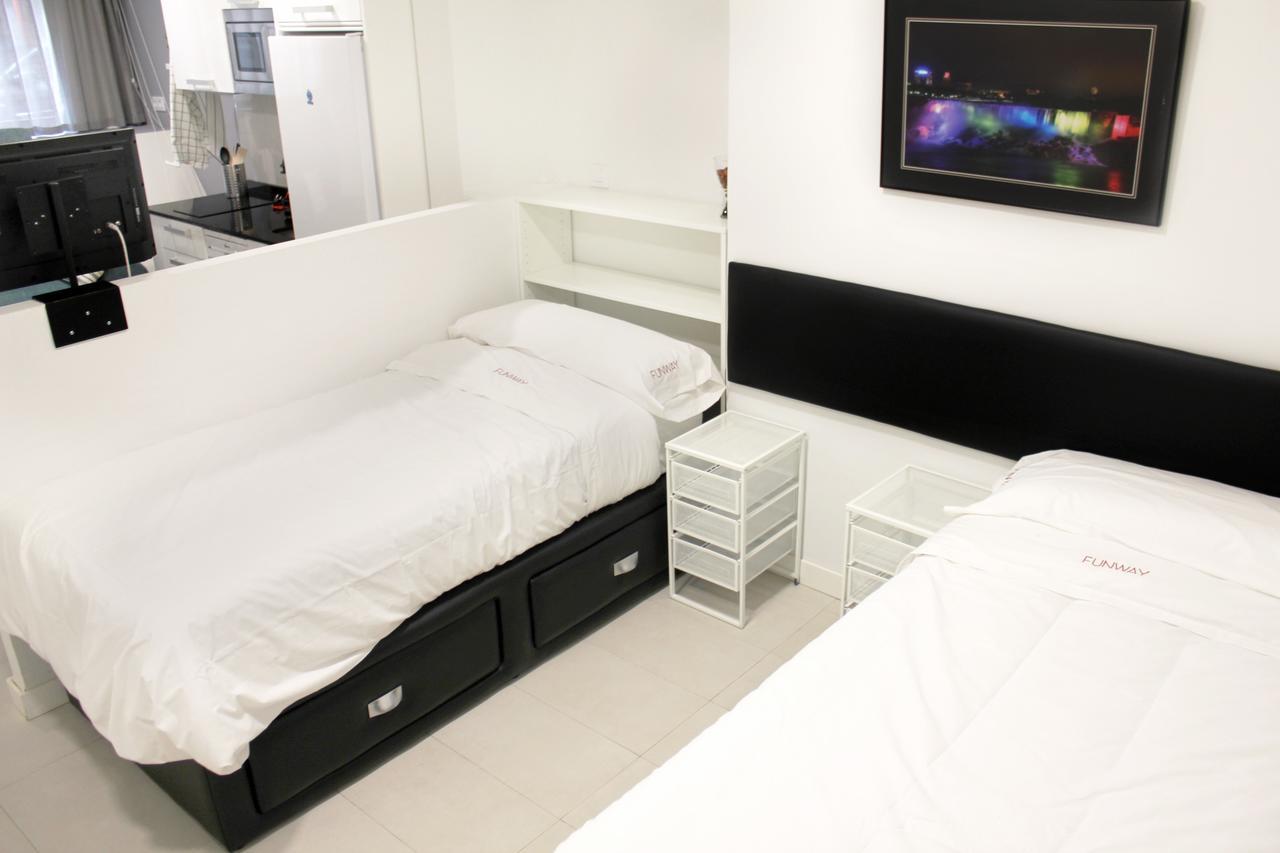 Apartamentos Funway Мадрид Экстерьер фото